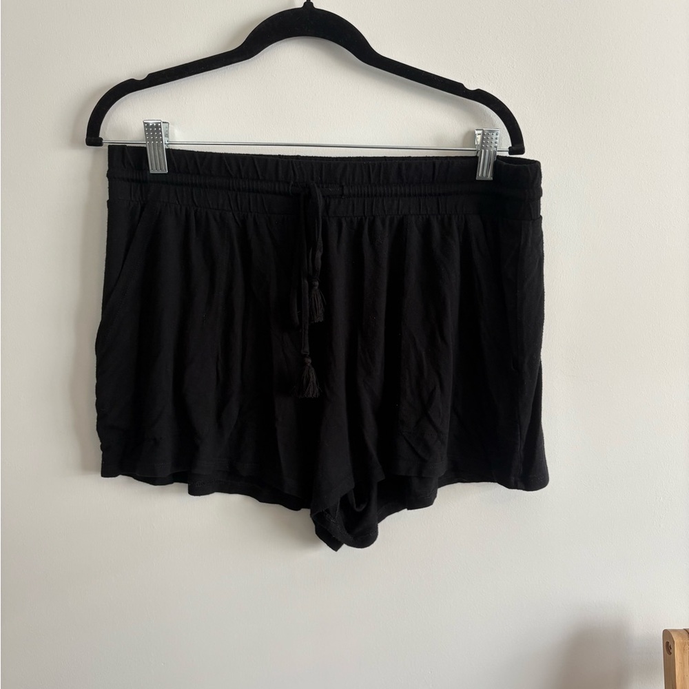 Black Women's flowy Shorts